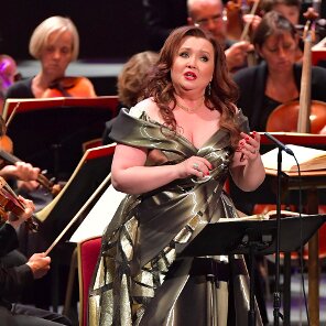 Bachtrack.com, September 2016: A feast of Rossini as Albina Shagimuratova dazzles in Semiramide